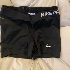 Womens Nike Pros